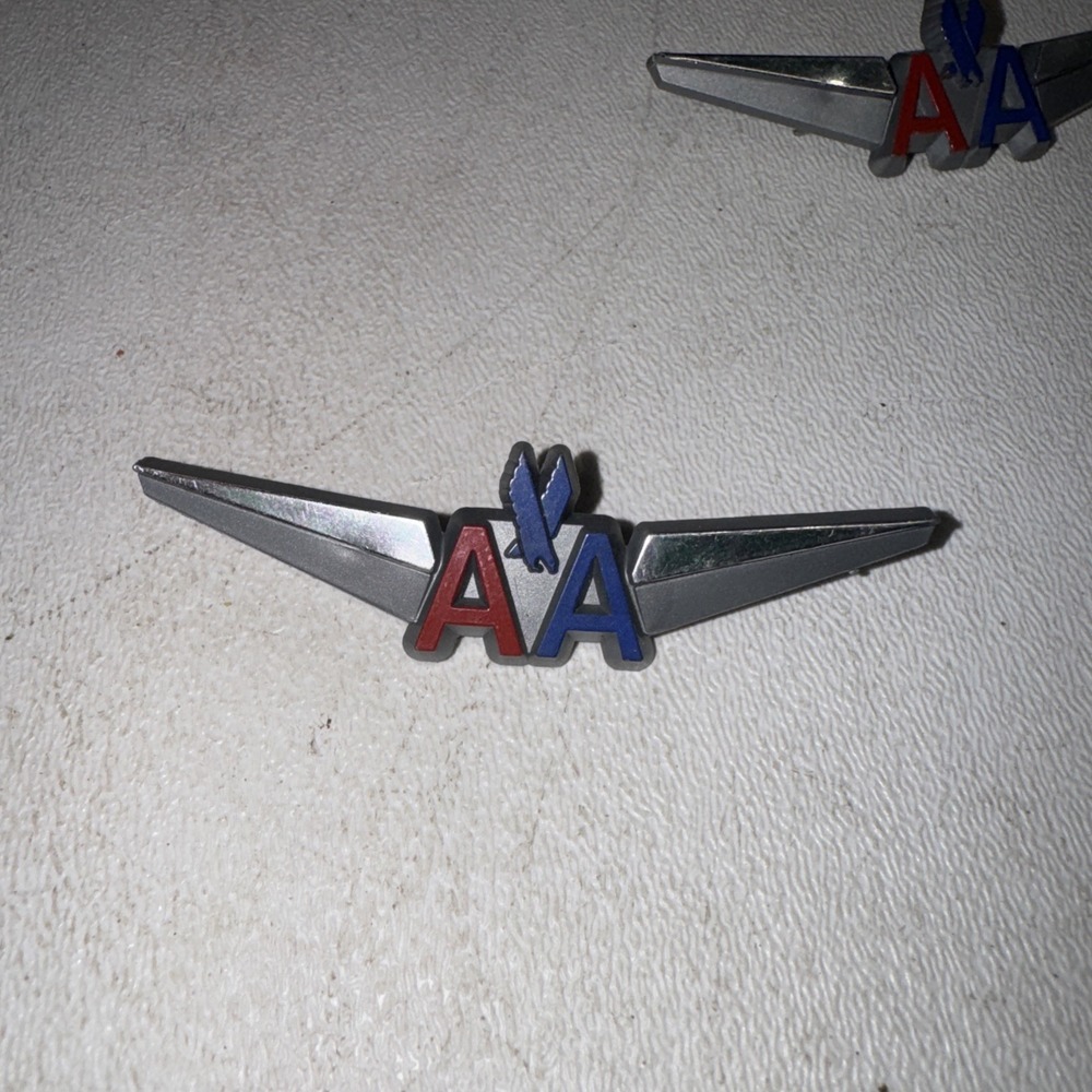 THREE AMERICAN AIRLINES CHILDS WINGS PINS MADE BY STOFFEL SEALS TUCKAHOE NY - Picture 9 of 10